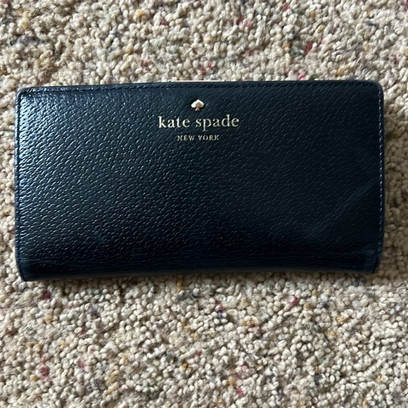 Black Kate Spade purse and matching wallet - Picture 7 of 9
